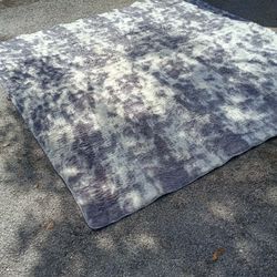 8'x10' Grey Fur Area Rug