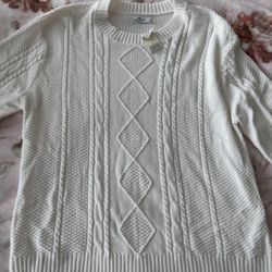 Hollister Oversized White Cableknit Sweater