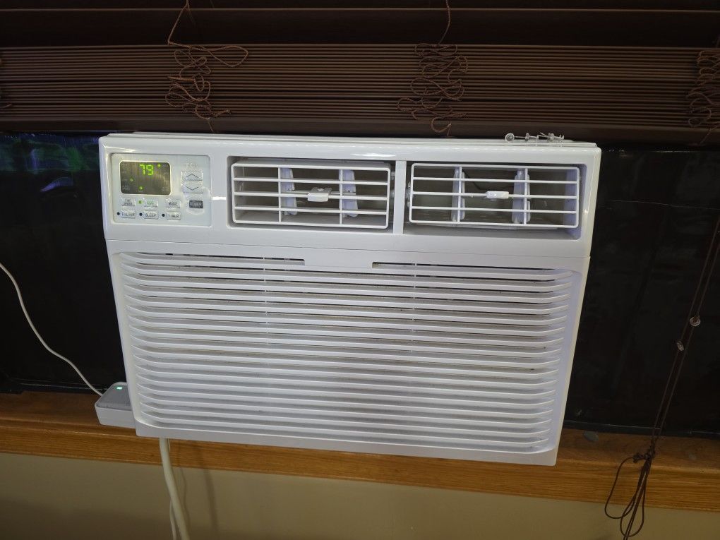 5k-12K WINDOW AC<><><> (TCL) I have 2 ac available