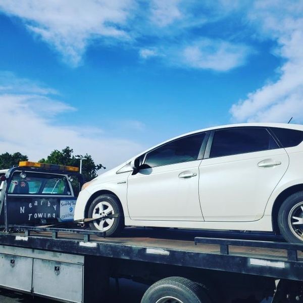 TOW TRUCK FOR SALE! for Sale in Phoenix, AZ - OfferUp