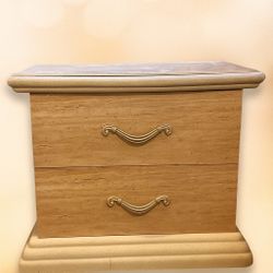 Light Beige Night Stands 
