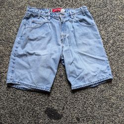 Vintage Levi Silver Tab Short Size 36