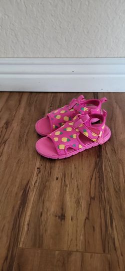 Girl Sandales Size 12 New.