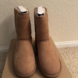 Ugg Boots Size 8 Short New