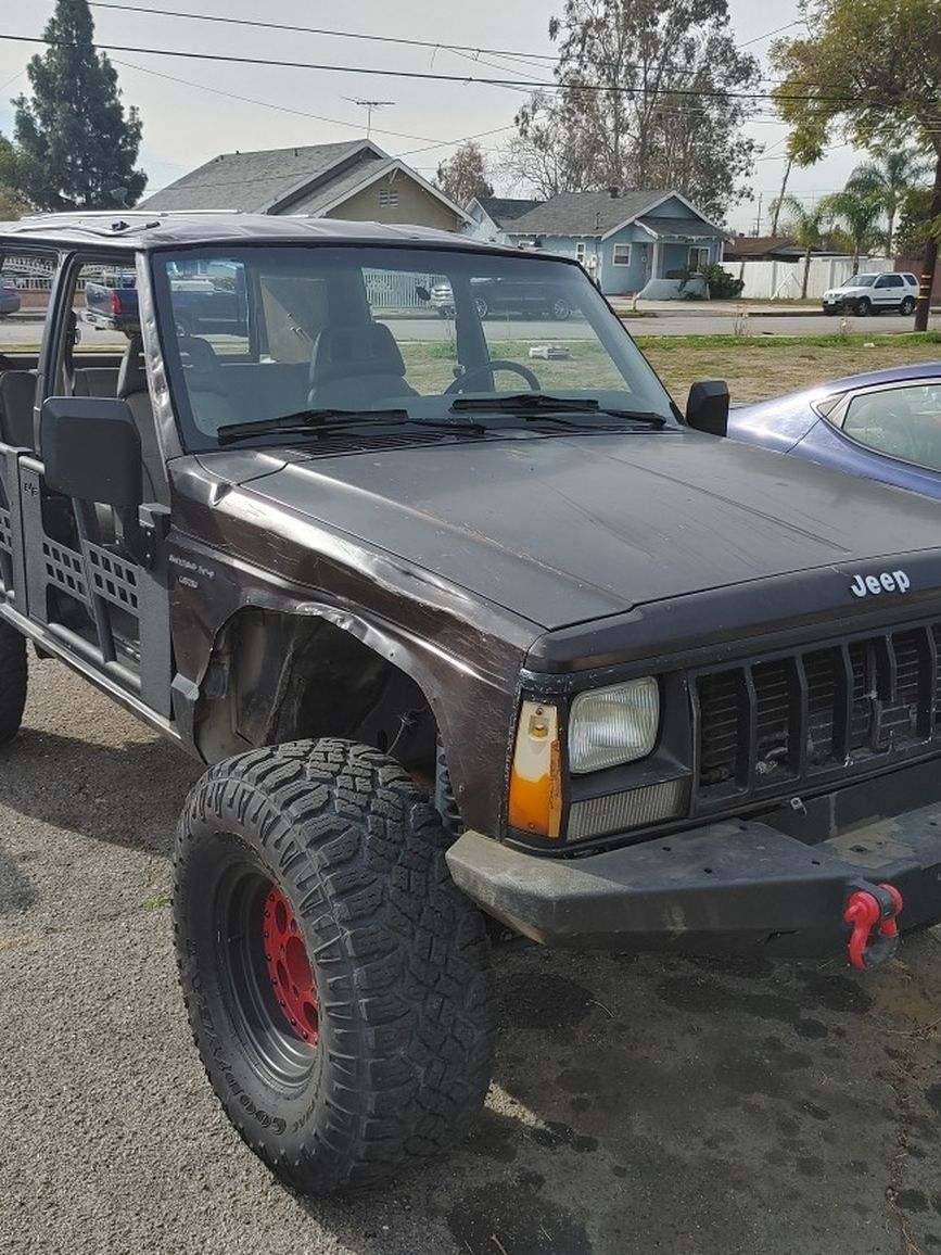 1989 Jeep Cherokee