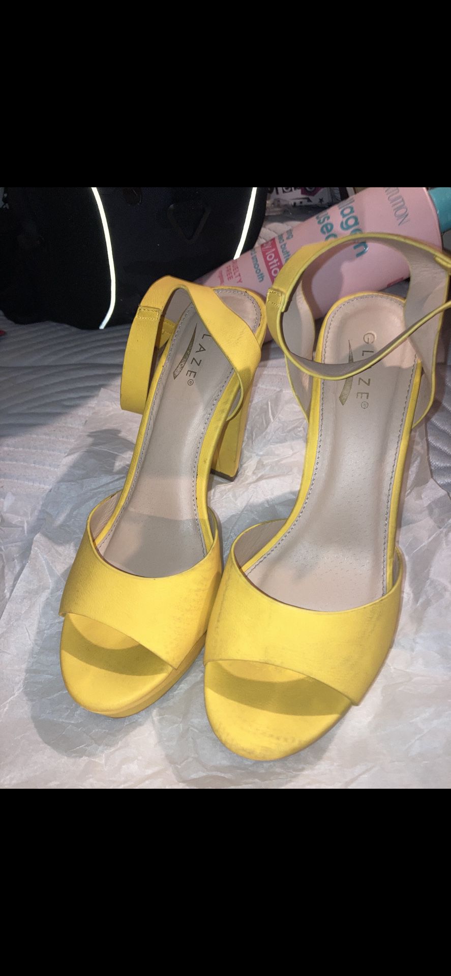 Glaze Yellow Heels