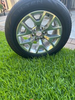 GMC 2022 wheels and tires