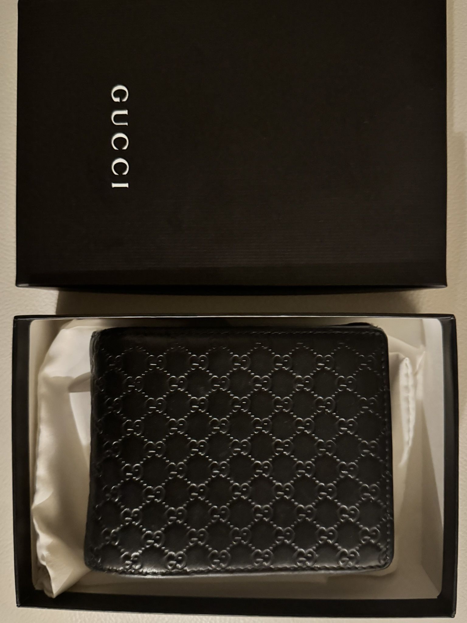 AUTHENTIC LEATHER GUCCI MULTI SLOT WALLET