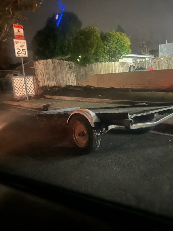 Small Trailer 4 Sale $100 Obo