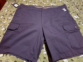 NWT Chaps Men’s Cargo Shorts Size 38 Navy Blue Stretch Seacoast Wash