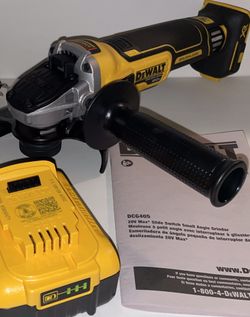 NEW Dewalt Cordless Angle Grinder with 20V 5Ah Battery and charger
