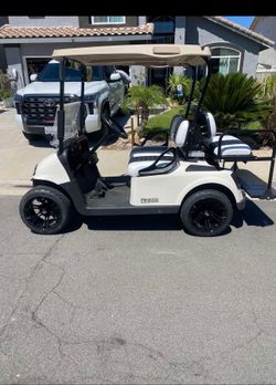 2018 EZ-GO RXV