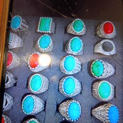 Anillos De Hombre Nuevos De Plata Antigua Y Chapados En Plata Son 170 Anillos 