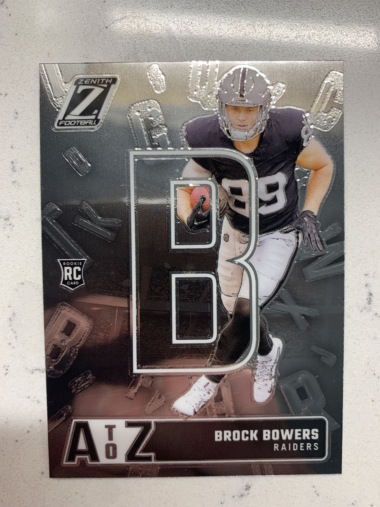 2024 Zenith Brock Bowers A to Z #2 - Las Vegas Raiders