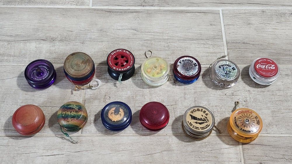 Vtg 1990s Yo-Yo's