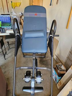 Like-New IRONMAN Gravity 4000 Premium Memory Foam Inversion Table