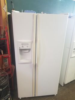 G.E. Side by Side Refrigerator