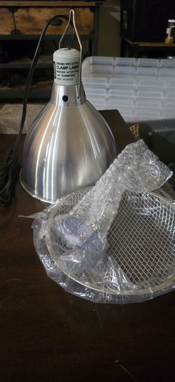 Reptile dome lights and uvb hood