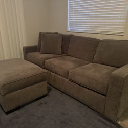 Couch With Matching Ottoman