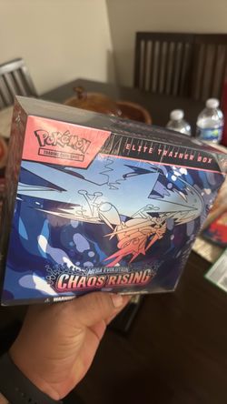 Pokémon Chaos Rising Elite Trainer Box