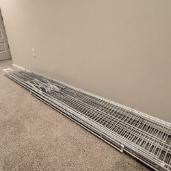 6 Closet rails - Like brand New 