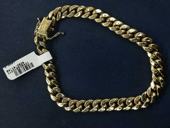 Cuban Link Bracelet - Yellow Gold 10k (.417) 13.2 grams 8 inch