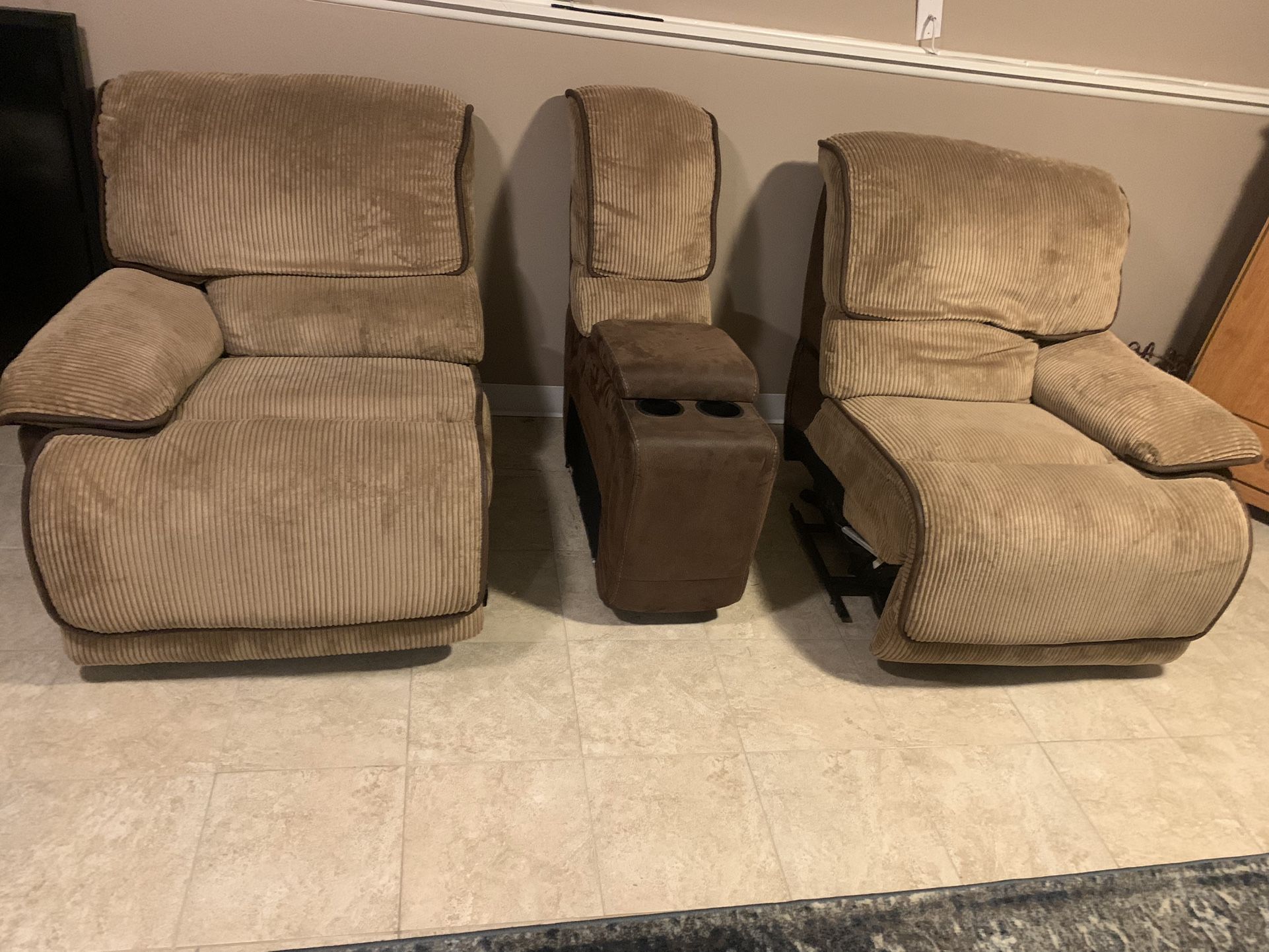 Love seat for Sale in Oak Lawn, IL OfferUp