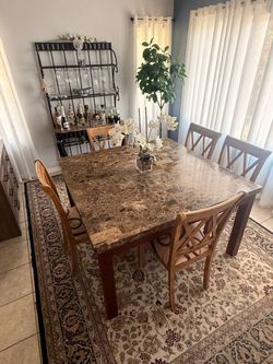 Top stone  dining table with 5 chairs🔺