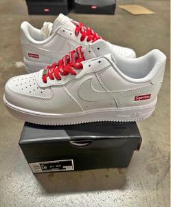 Nike Air Force 1 Low Supreme White Size 10
