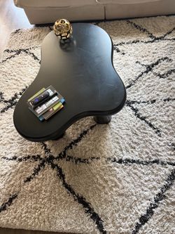 Free area rug