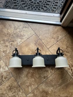 Bathroom Scance Light