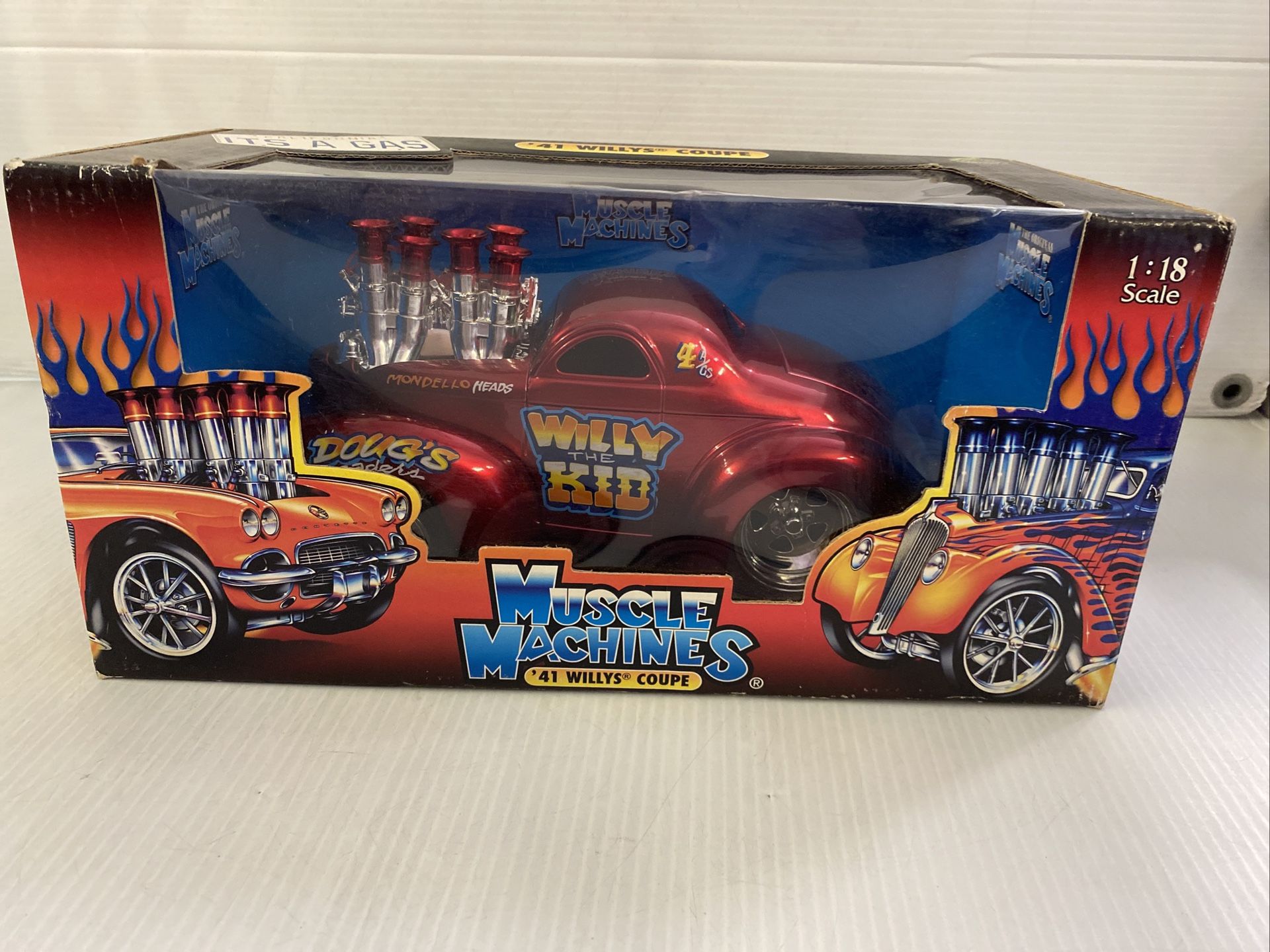 Muscle Machines '41 1941 Willys Coupe WILLY THE KID GASSER 1:18