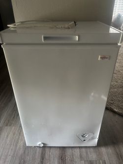 Deep freezer