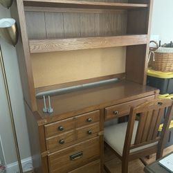 Stanley 4-Drawer Desk, Hutch w/ Light & Chair