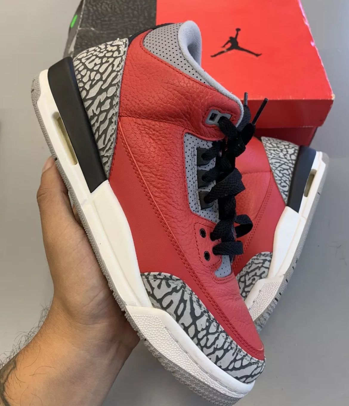 Nike Air Jordan Retro SE (GS) Unite FireRed Cement Grey Boy's