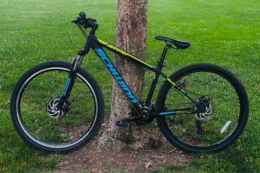 Schwinn Mesa 2 Mountain Bike – Great Condition