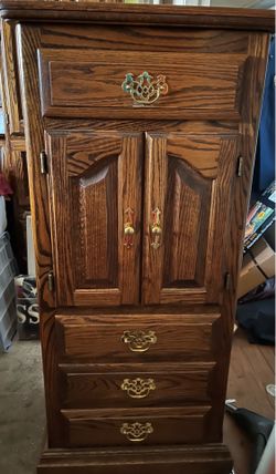 Dresser