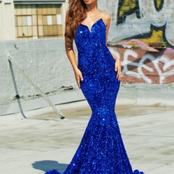 Portia And Scarlett Formal Dress