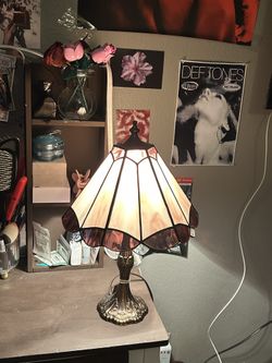 Tiffany Style Stained Glass Lamp