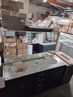 Bathroom Vanity and mirror 60"