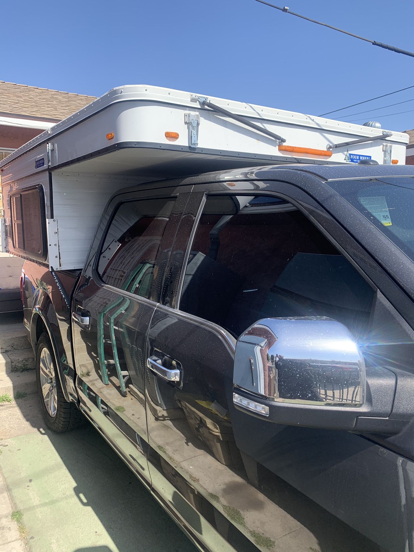 Four Wheel camper Raven   Shell Model 