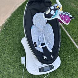 4moms mamaRoo Baby Swing