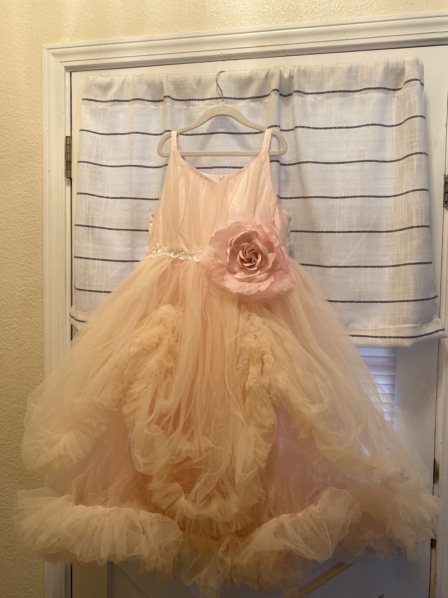 Beautiful Flower Girl/ Princess Dress