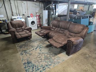 HomeStretch Double Reclining Sofa & Rocker Recliner Set