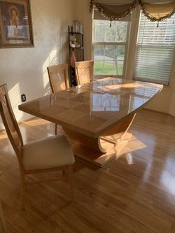 Italian made dining table and buffet