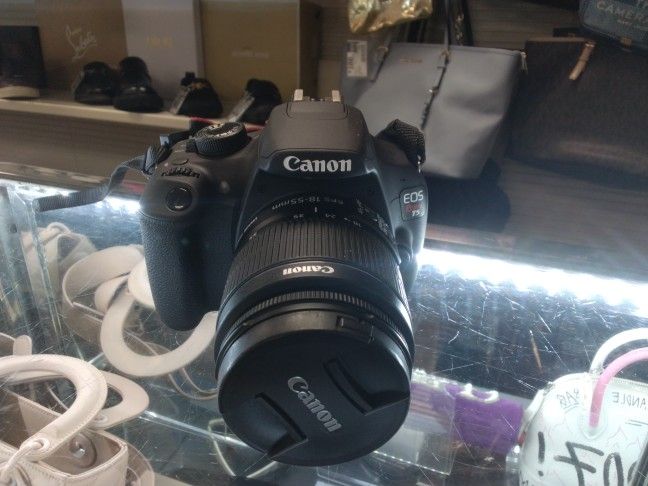 Canon EOS Rebel T5
