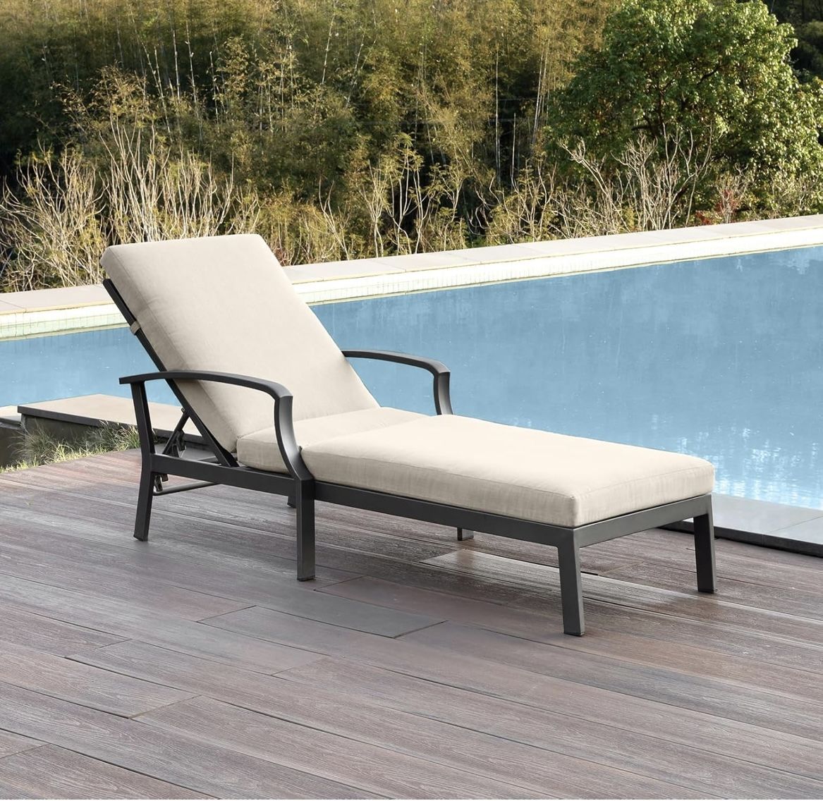 Newly Assembled Pool Lounge Chair, Never-Rust Aluminum Outdoor Chaise Lounge with Gray Cushion, Outdoor Lounger Pool Furniture