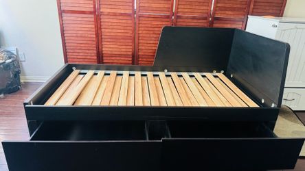 Twin bed fram &free mattress ,