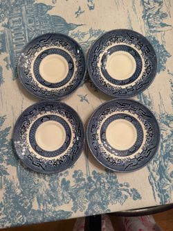 Churchill blue willow saucers x 4