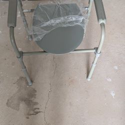 Folding 3 In One Commode 